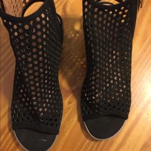 Black open toe booties size 8.5(fits like 9)
